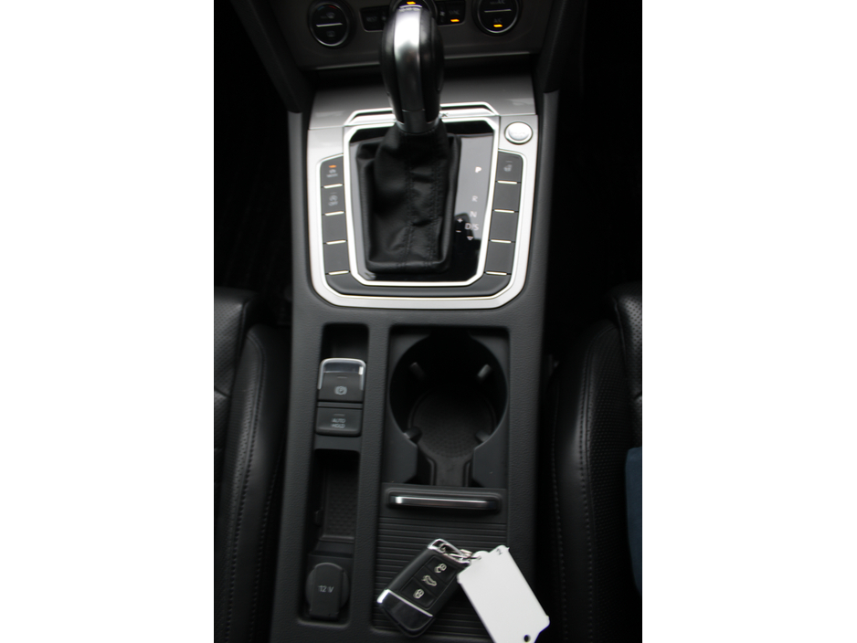 2020 Volkswagen Passat 2.0TDI 150BHP ALLTRACK EDITION 5DR ESTATE AUTOMATIC // STUNNING CAR WITH ONLY 70, 000 KMS // BUY WITH CONFIDENCE AA AND SIMI APPROVED DEALER 2025 // FINANCE ARRANGED // ALL TRADE INS WELCOME // €29,950