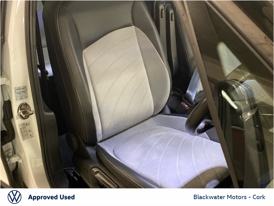 2023 Volkswagen ID.3 LIFE DX 58KWH 204BHP €25,995