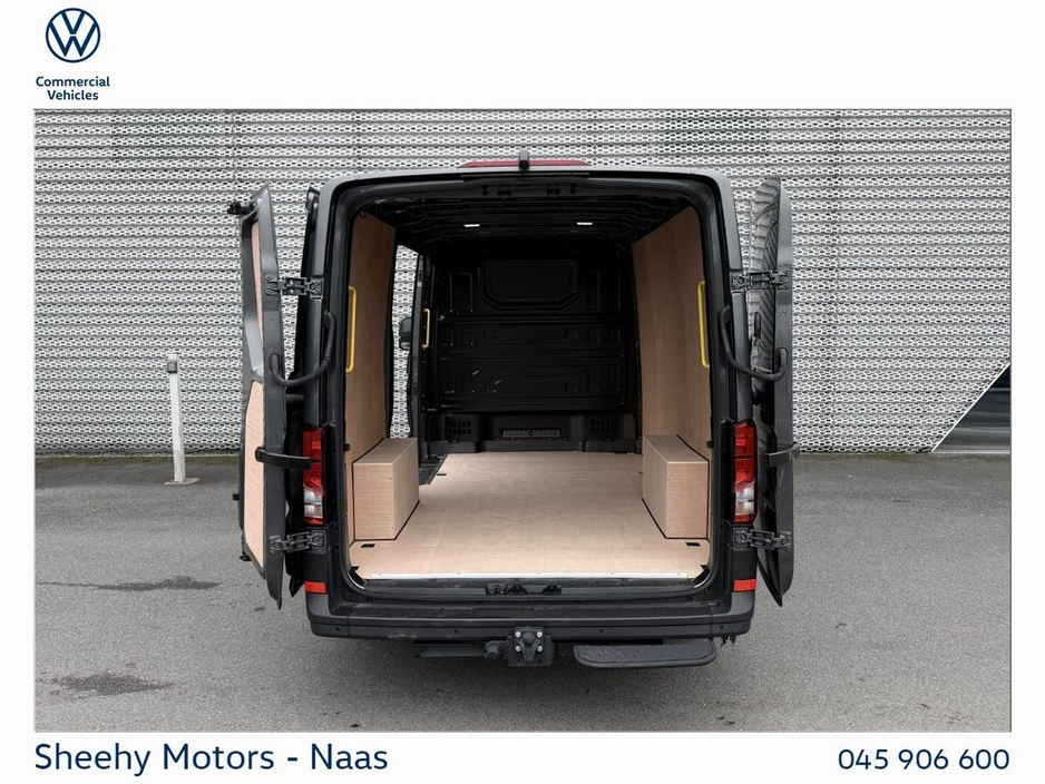 2026 Volkswagen Crafter HIGHLINE 30 MWB 140HP M6F €38,995