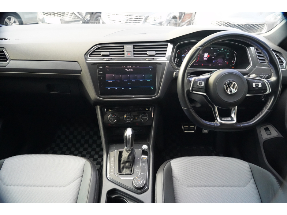 2019 Volkswagen Tiguan - image 21