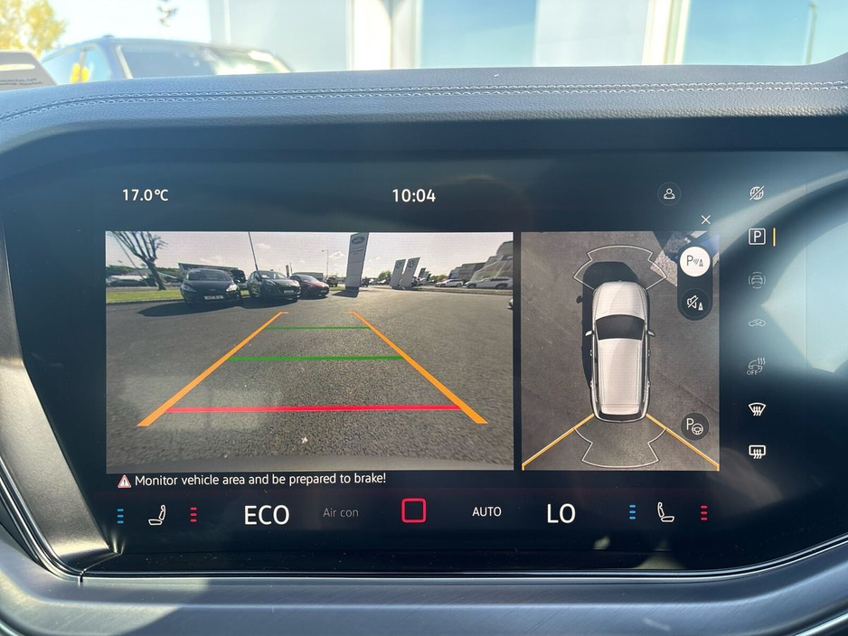 2025 Volkswagen Touareg 3.0 TSI PHEV 462HP R €115,975