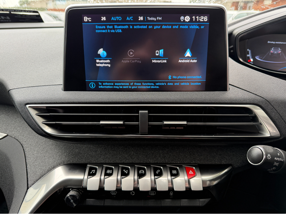 2020 Peugeot 3008 WIRELESS PHONE CHARGER..2 KEYS €8,048
