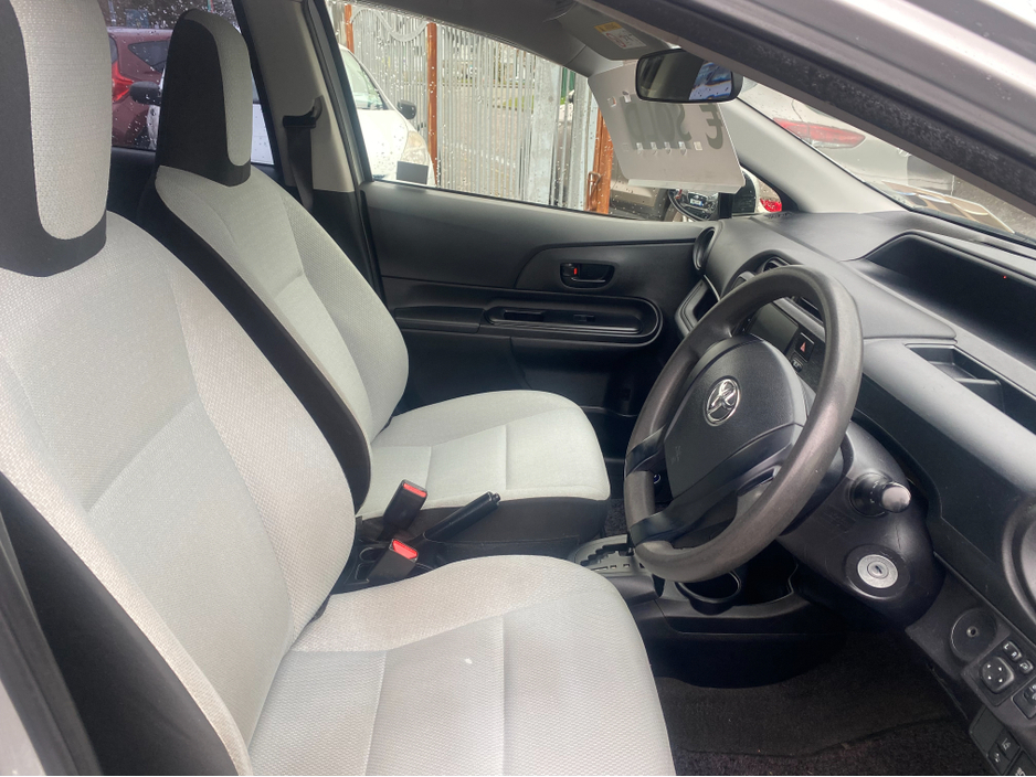 2017 Toyota Aqua 1.5 DAA-NHP10 5DR AUTO €9,950
