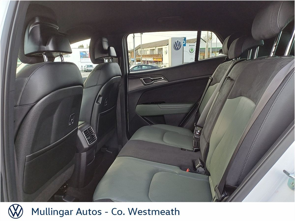 2024 Kia Sportage - image 7