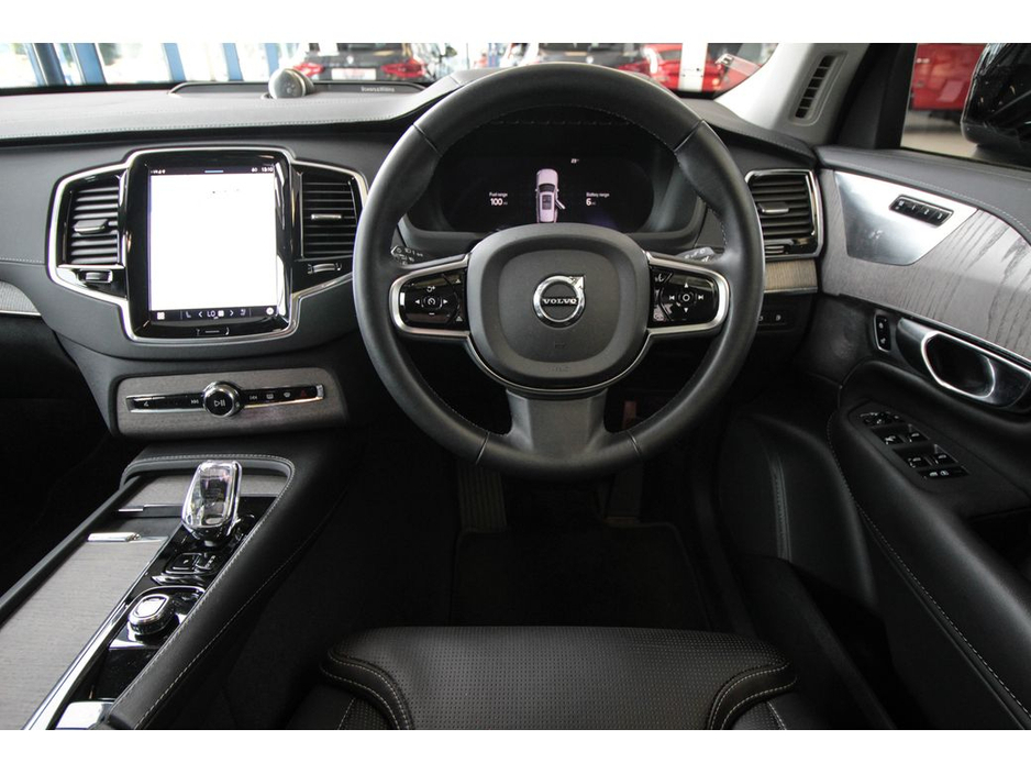 2022 Volvo XC90 RECHARGE T8 ULTIMATE DARK AWD €59,899