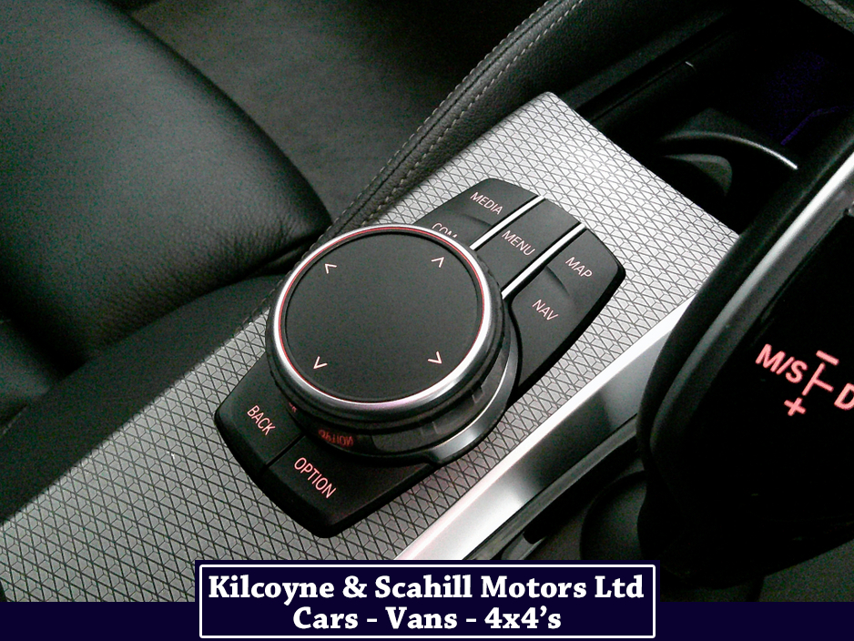 2019 BMW 5 Series - image 30