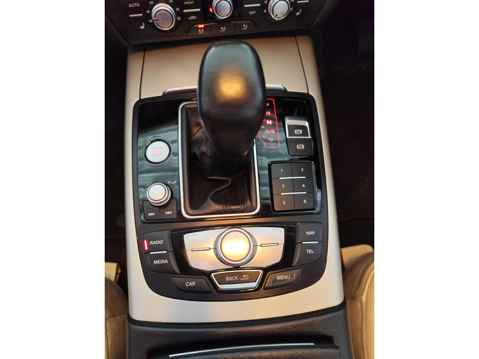 2015 Audi A6 - image 22