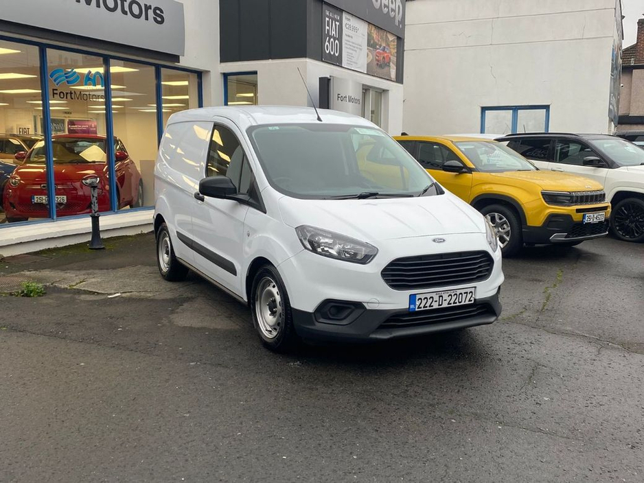 2022 Ford Transit Courier Base 1.5TD 75PS M6 2DR €11,000