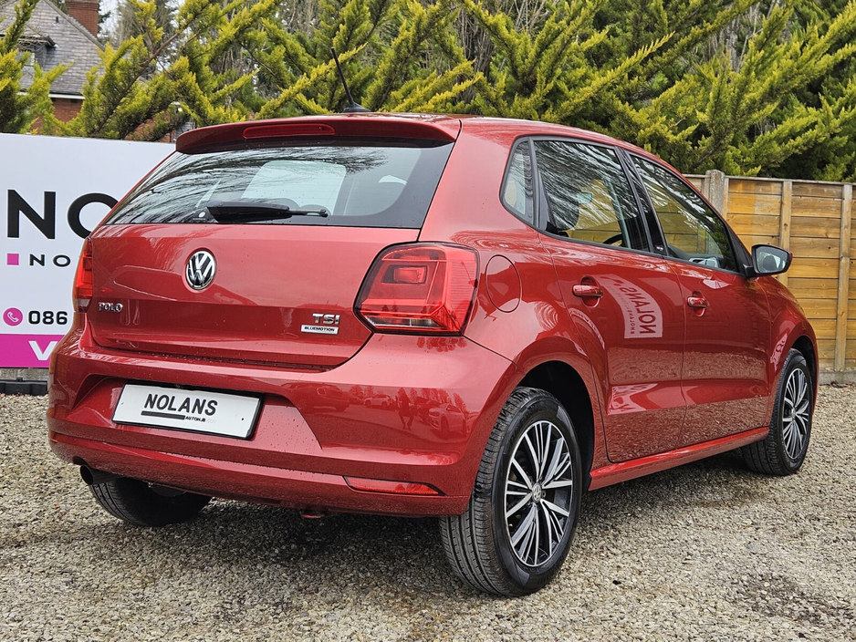 2016 Volkswagen Polo - image 3