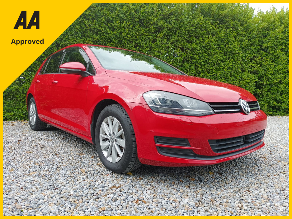 2016 Volkswagen Golf 1.2 TSI AUTOMATIC ANNIVERSARY EDITION  ONLY 32218KM FULLY SERVICED 2 YEARS NCT ONE YEARS ROAD TAX AUTO HOLD HANDBRAKE REVERSE CAMERA XENON HEADLIGHTS STOP START TECHNOLOGY 2 FACTORY REMOTE KEYS €15,950