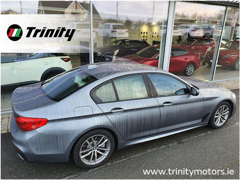 2017 BMW 5 Series - image 3