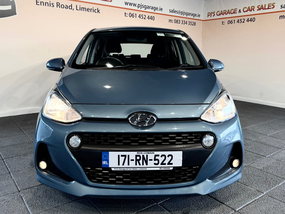2017 Hyundai i10 - image 2