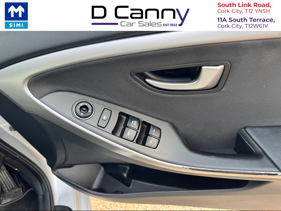 2016 Hyundai i30 - image 9