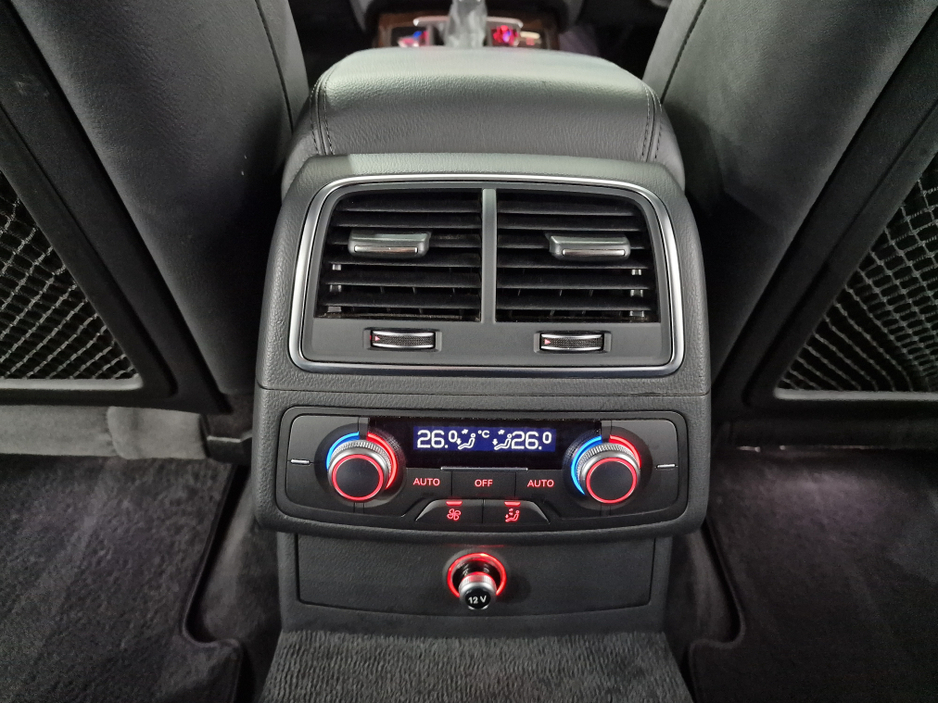 2015 Audi A6 - image 32