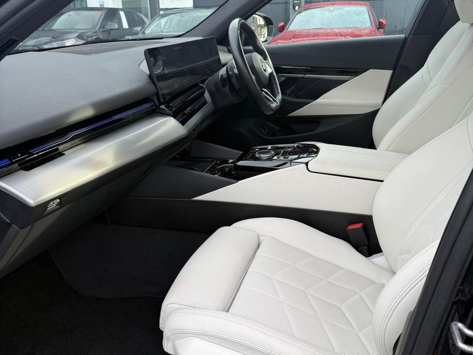 2024 BMW 5 Series 520i M Sport Saloon €56,950