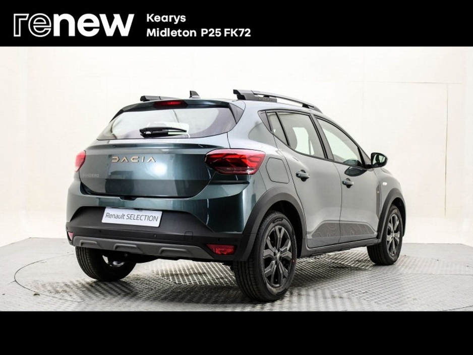 2024 Dacia Sandero Stepway - image 3