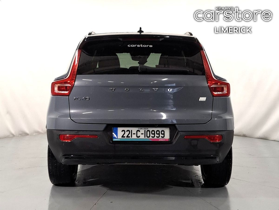 2022 Volvo XC40 PHEV T4 (197hp) R-Design FWD €33,880