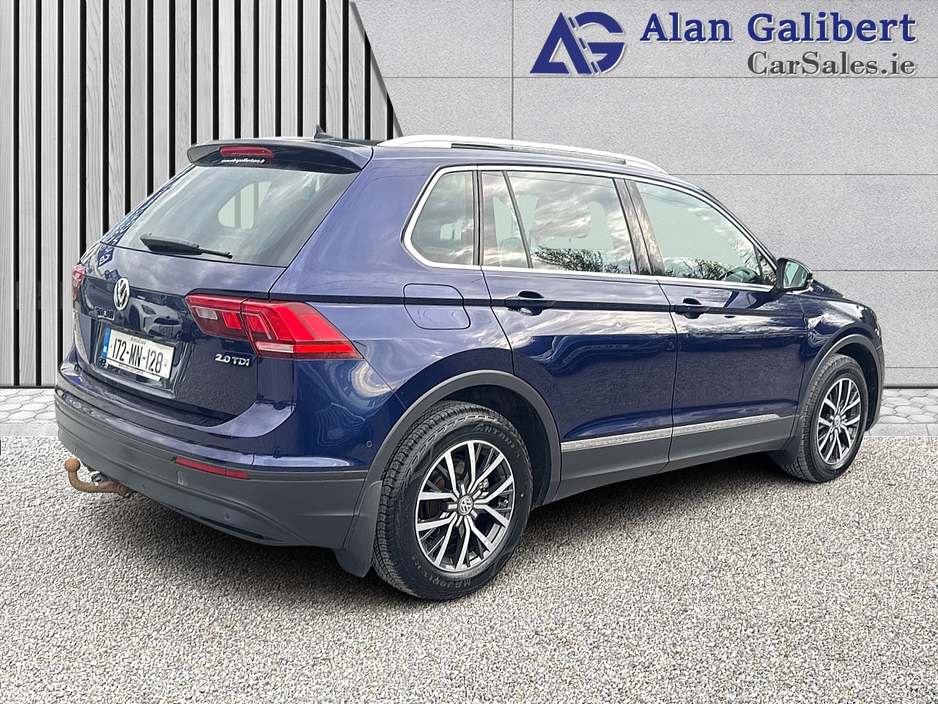 2017 Volkswagen Tiguan - image 8