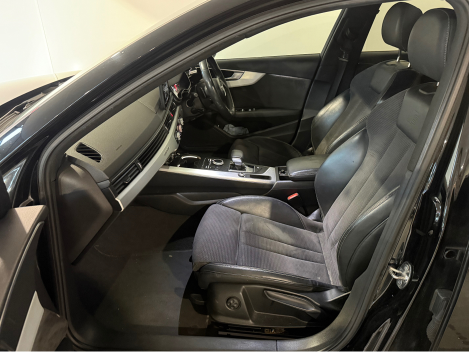 2018 Audi A4 - image 12