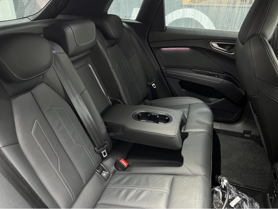 2023 Audi Q4 e-tron €35950! 2023 AUDI Q4 E-TRON 40 S-LINE ELECTRIC AUTOMATIC / CRUISE CONTROL / 360° PARKING CAMERA / HEATED SEATS / PADDLE SHIFTERS / APPLE CARPLAY / AMBIENT LIGHTSSHIFTERS €35,950