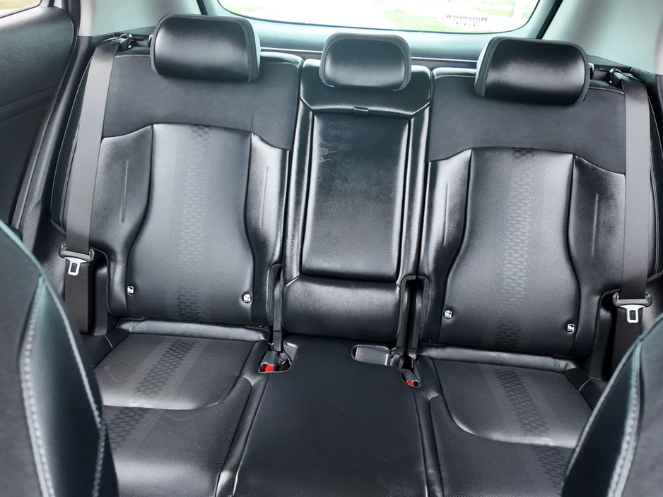 2024 Kia Sportage - image 17