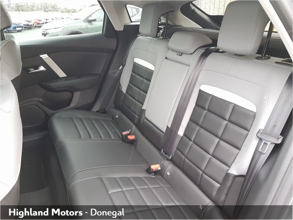 2026 Citroen C4 - image 13