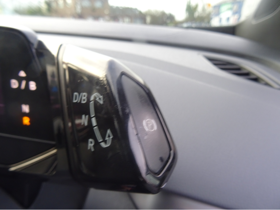 2022 Volkswagen ID.4 - image 20