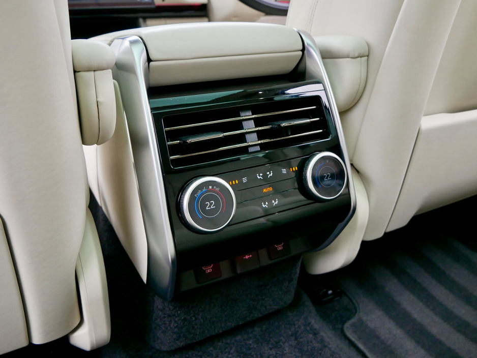 2023 Land Rover Range Rover SWB 3.0 Si6 PHEV SE €106,950