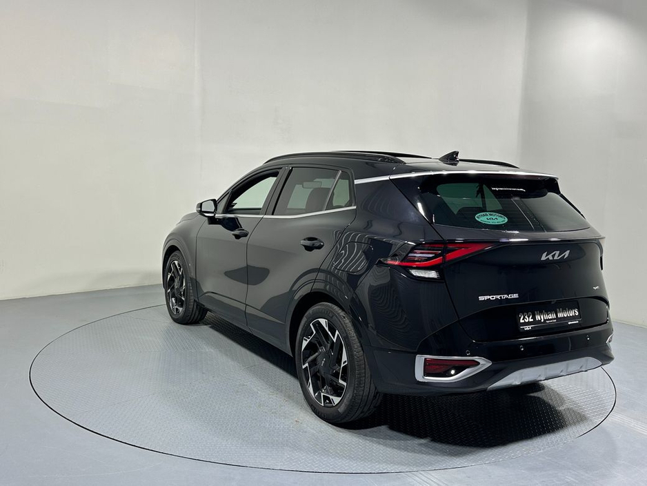 2023 Kia Sportage - image 5