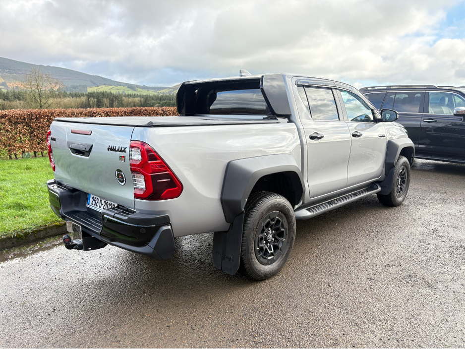 2025 Toyota Hilux 2.8 GR SPORT II