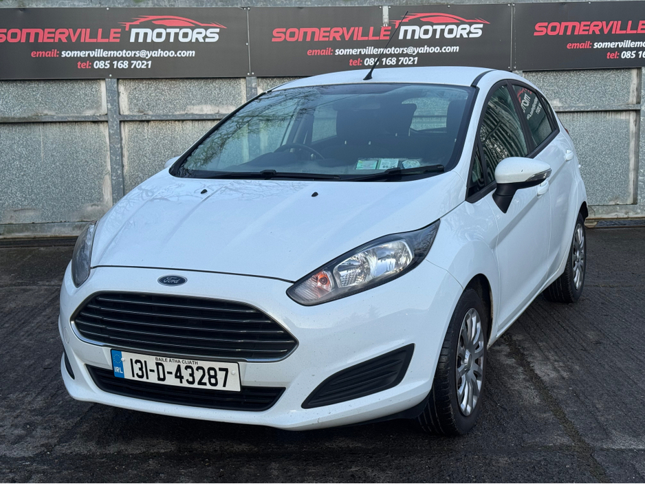 2013 Ford Fiesta 1.25 STYLE 60BHP 5DR ARGENTO €5,999
