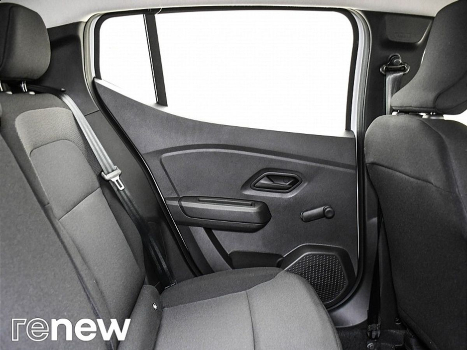 2023 Dacia Sandero - image 13