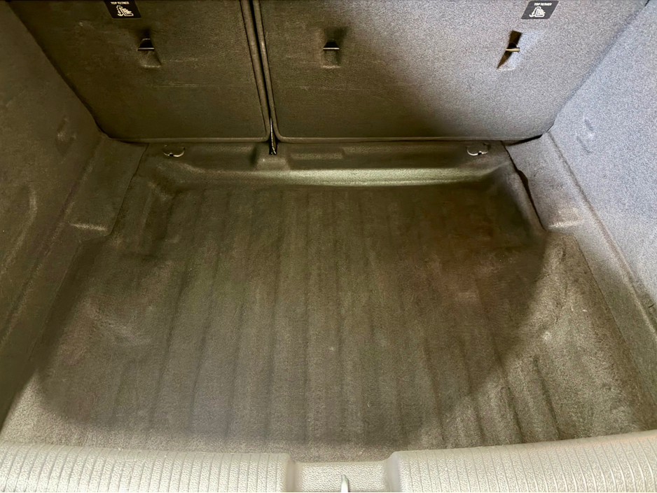 2017 Opel Astra - image 10