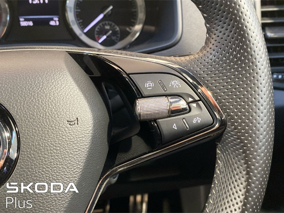 2022 Skoda Karoq - image 18