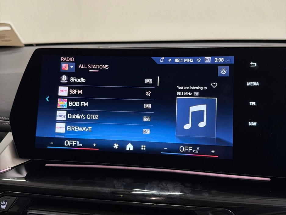 2025 BMW iX1 - image 8