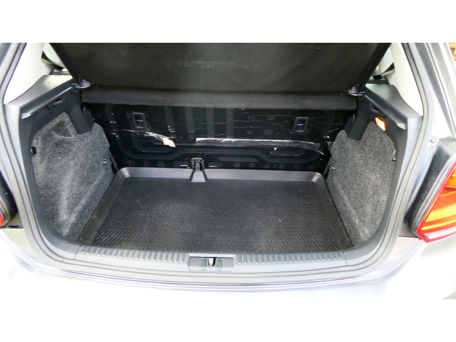 2017 Volkswagen Polo TRENDLINE 1.0 60HP MANUAL 5SPEED 5DR €12,250