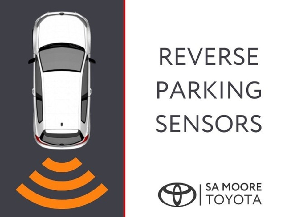 2024 Toyota Yaris Cross - image 16