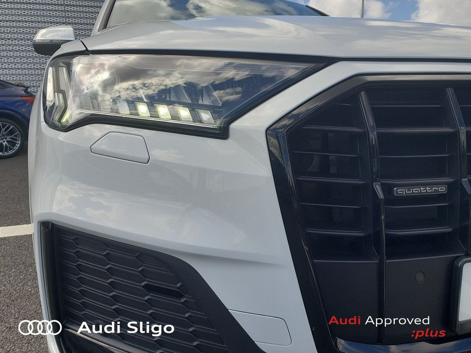 2021 Audi Q7 - image 17