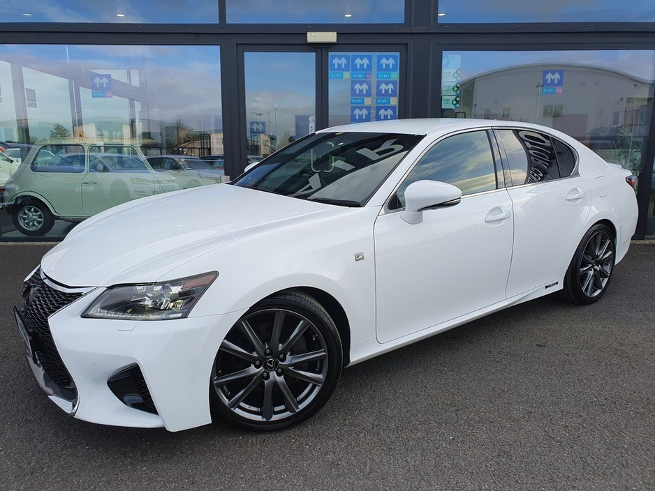2014 Lexus GS 300 H - image 3