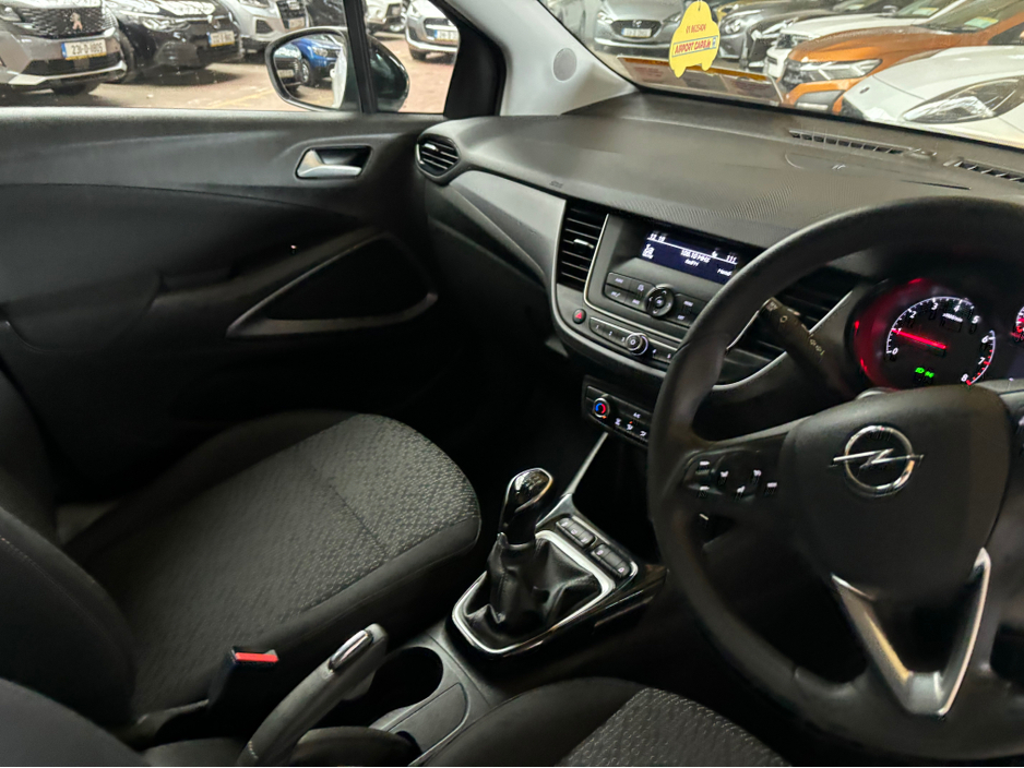 2021 Opel Crossland X - image 7
