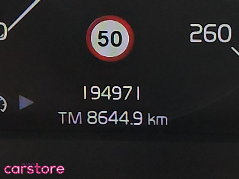 2019 Volvo XC40 - image 22