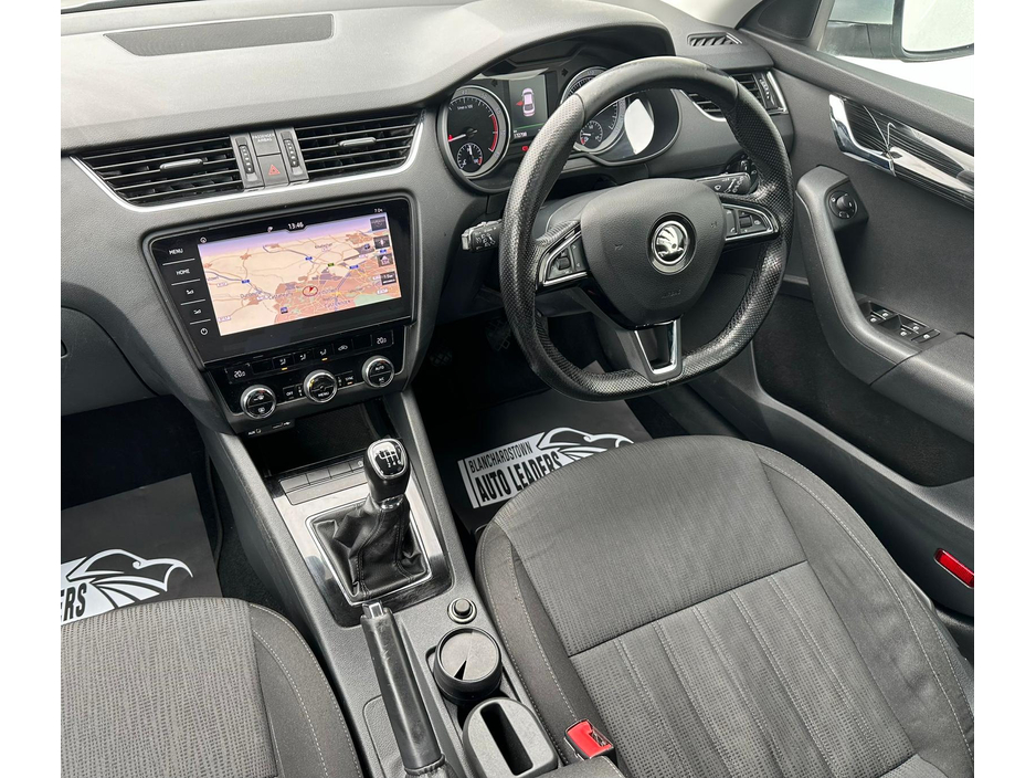 2017 Skoda Octavia - image 13