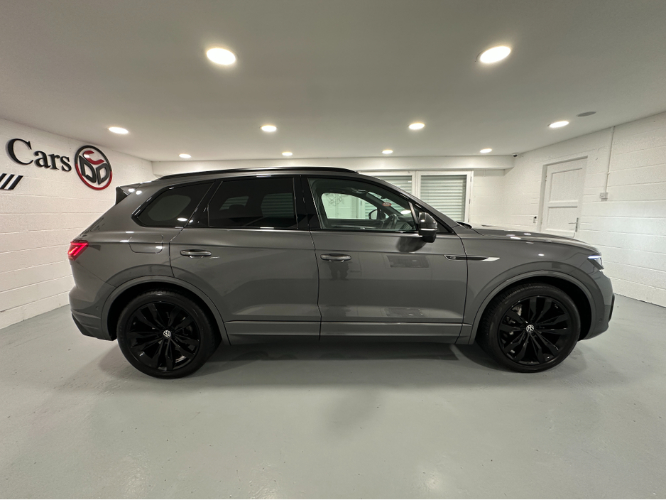 2023 Volkswagen Touareg V6 BLACK EDITION 3.0 TDI AUTO VW/AUDI SPECIALISTS WWW.DENISDARCYCARS.IE €84,950