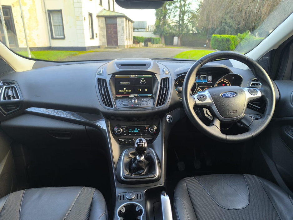 2016 Ford Kuga - image 36