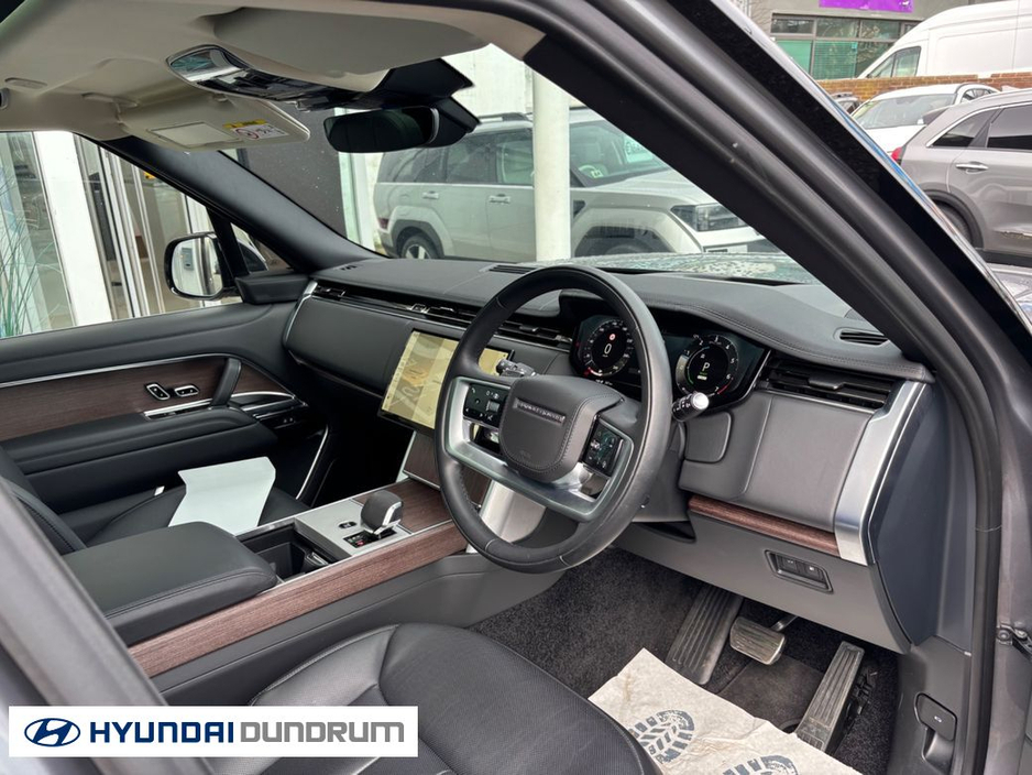 2025 Land Rover Range Rover - image 20