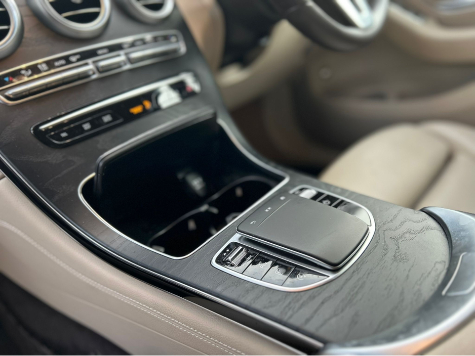 2020 Mercedes-Benz GLC Class 200 D COUPE  *AMG Exterior…Full Ivory Leather* €37,950