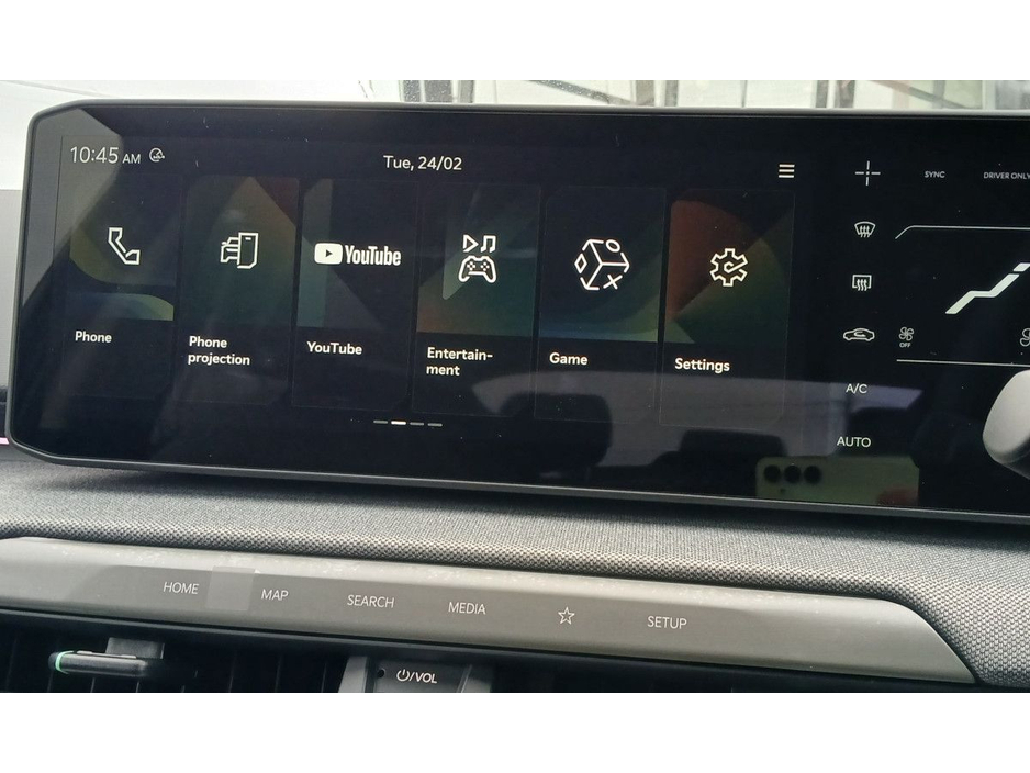 2026 Kia EV4 - image 13