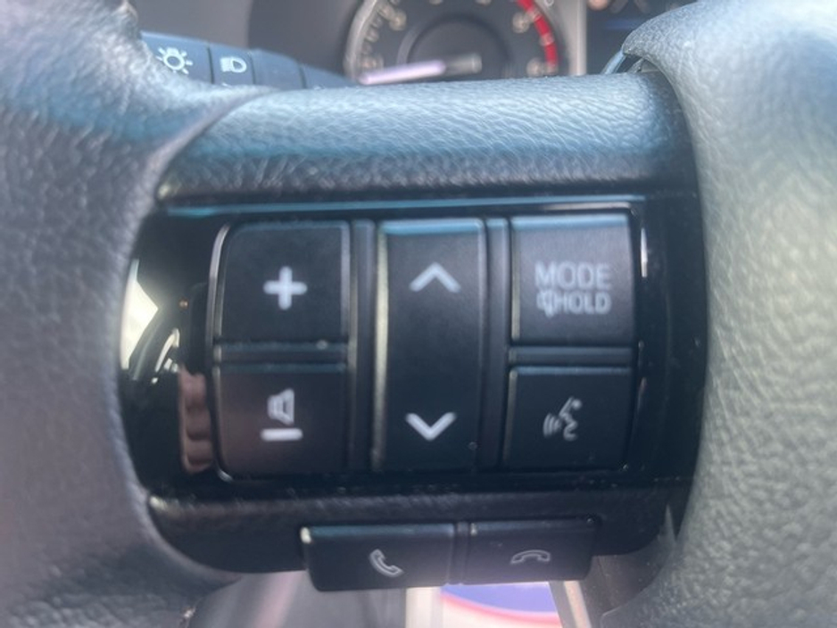 2025 Toyota Hilux 2.4 SR5 D/CAB AUTO €48,950