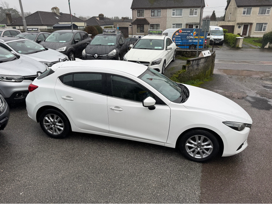 2017 Mazda Mazda3 1.5 SE NAV 105PS 5DR €9,900