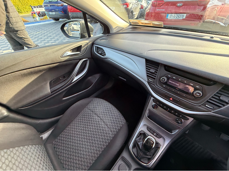 2017 Opel Astra SPORT - 1.4L PETROL - MANUAL - 12M WARRANTY - CAR: €9,950